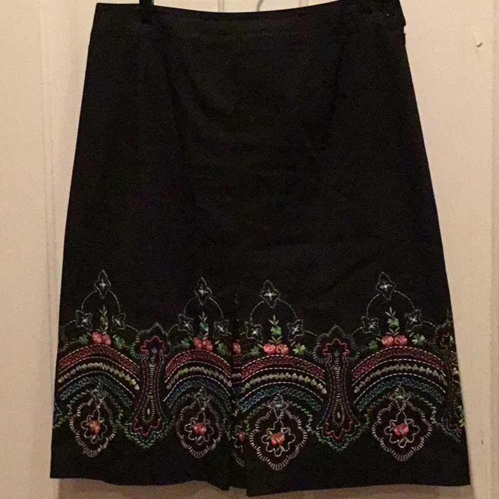 Harold’s embroidered a-line skirt